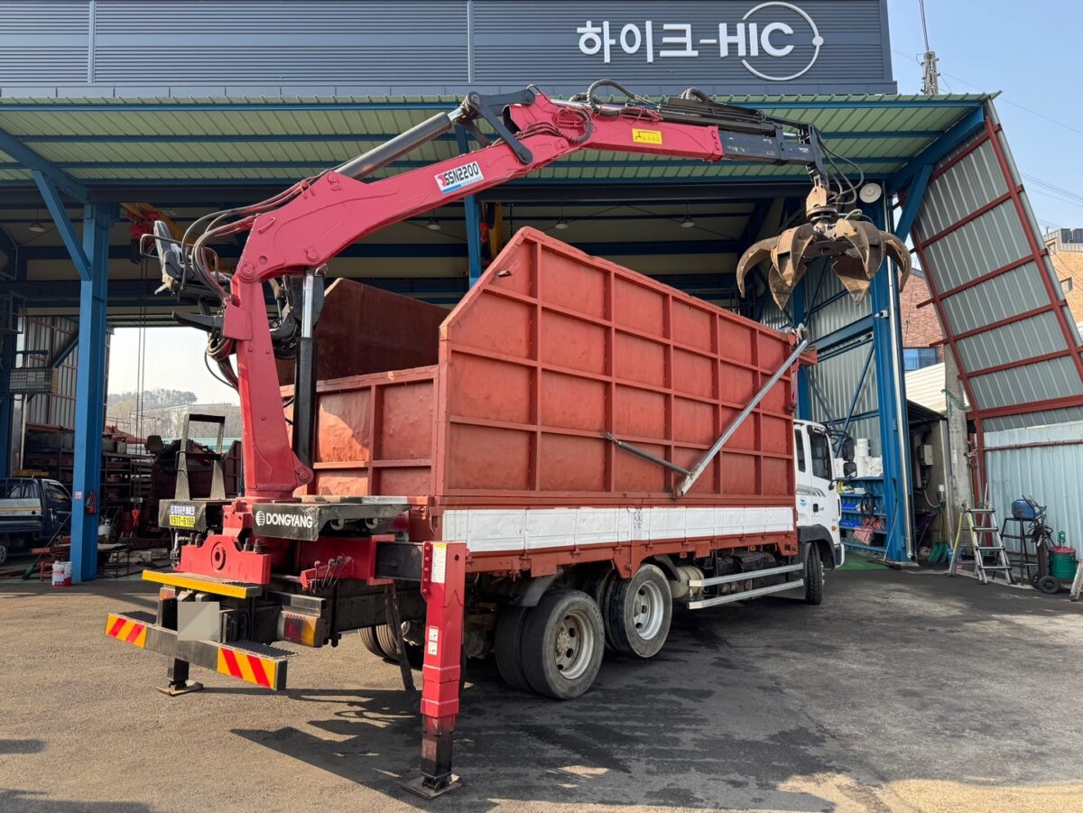 ★16년 / 메가7.0m / 14만km / DY2200II / 6,300만원★